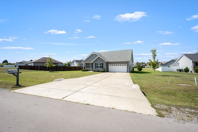 311 Heatherwood Dr, Murfreesboro, TN 37129