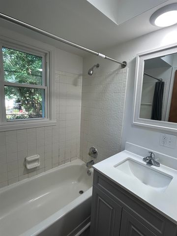 3622 Churchill Avenue, Flint, MI 48506