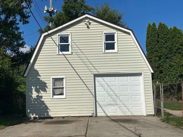 3622 Churchill Avenue, Flint, MI 48506