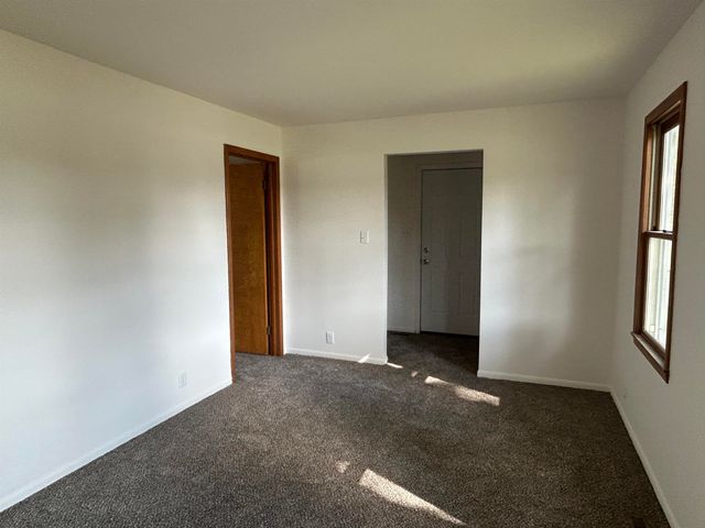 3622 Churchill Avenue, Flint, MI 48506