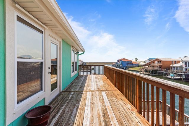 15329 Cartagena Ct, Corpus Christi, TX 78418