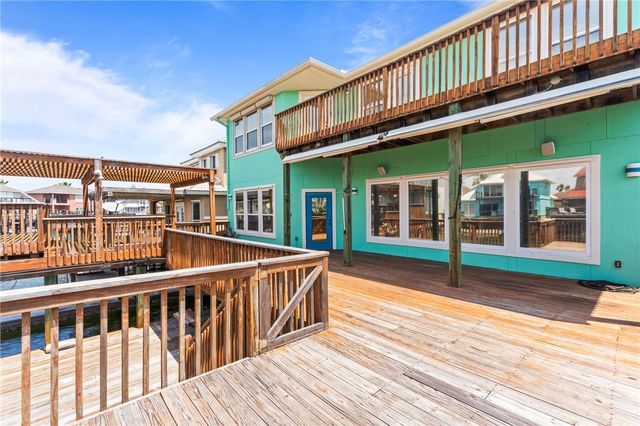 15329 Cartagena Ct, Corpus Christi, TX 78418