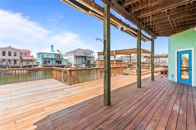 15329 Cartagena Ct, Corpus Christi, TX 78418