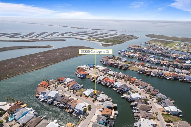 15329 Cartagena Ct, Corpus Christi, TX 78418