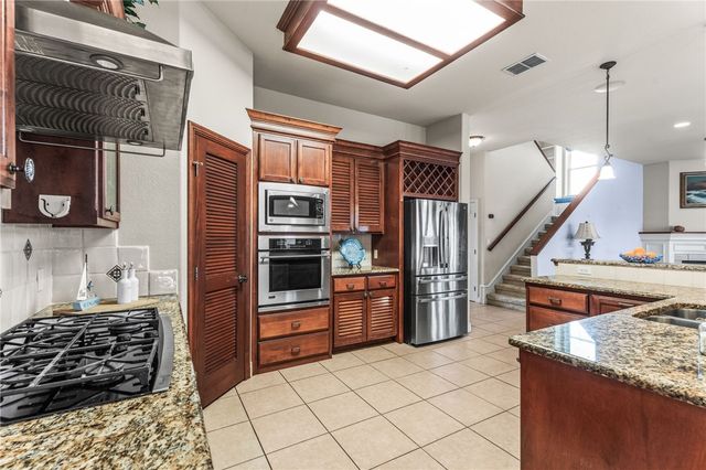 15329 Cartagena Ct, Corpus Christi, TX 78418