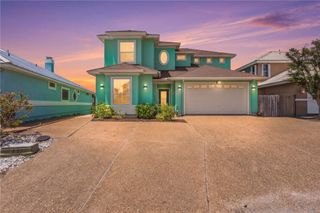 15329 Cartagena Ct, Corpus Christi, TX 78418
