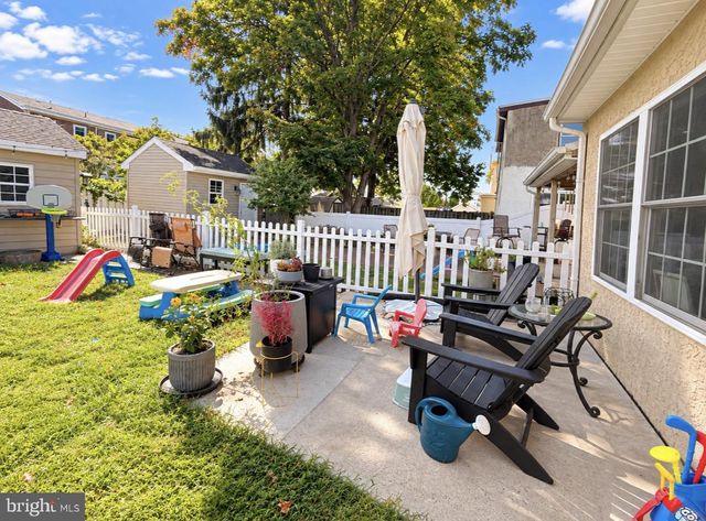 811 E HECTOR ST, Conshohocken, PA 19428
