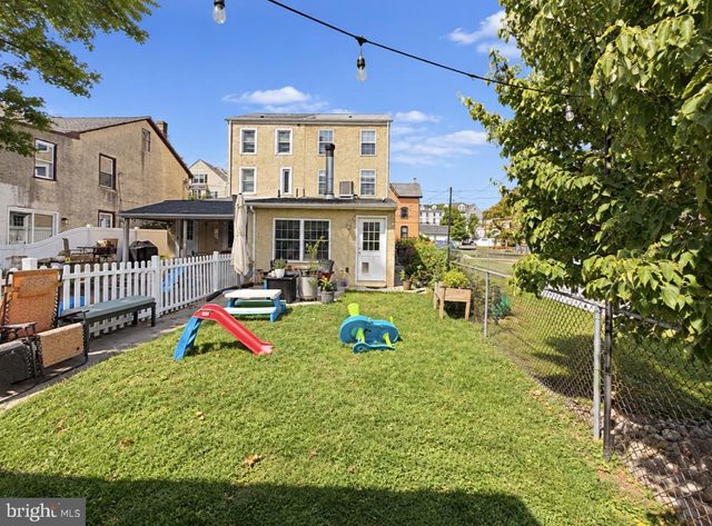 811 E HECTOR ST, Conshohocken, PA 19428
