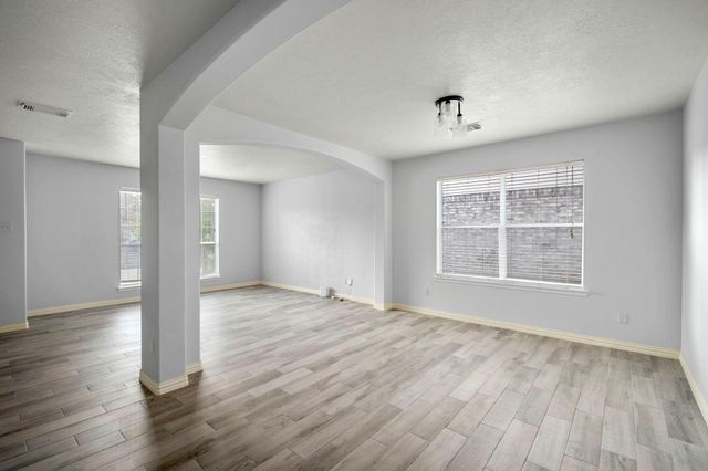 29115 Foxingham Circle, Spring, TX 77386