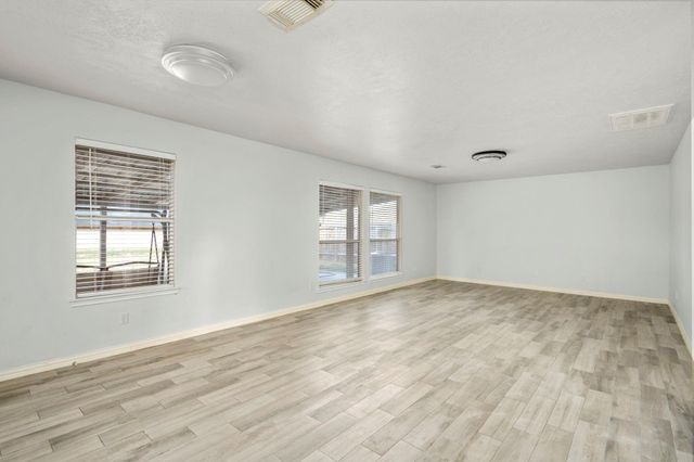 29115 Foxingham Circle, Spring, TX 77386