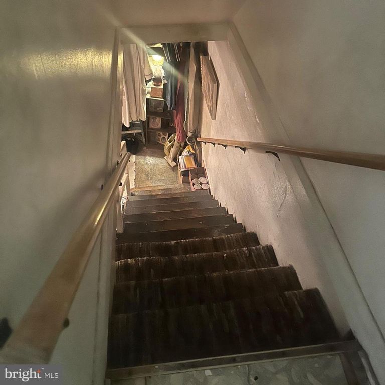 Image 12 of property listing at 1015 MOUNT HOLLY ST, Baltimore, MD 21229