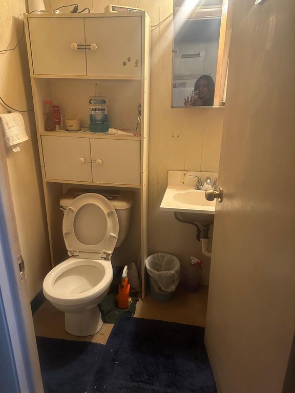 Image 14 of property listing at 1015 MOUNT HOLLY ST, Baltimore, MD 21229