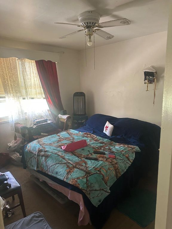 Image 7 of property listing at 1015 MOUNT HOLLY ST, Baltimore, MD 21229