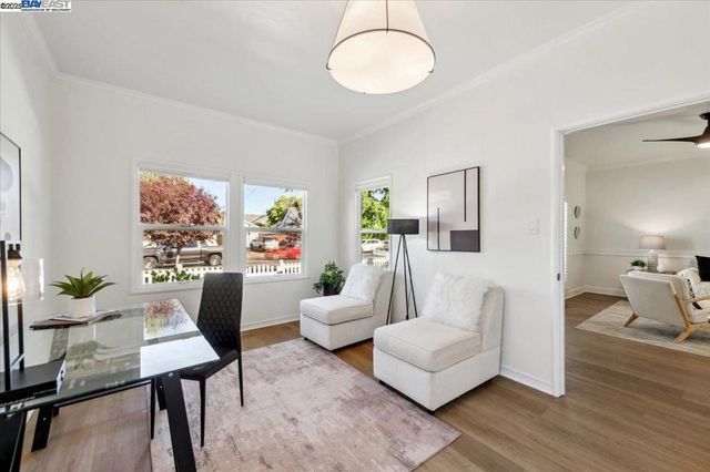 2542 Fourth St, Livermore, CA 94550