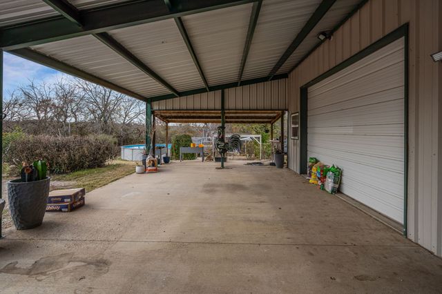 345 Karbo Lane, Weatherford, TX 76085