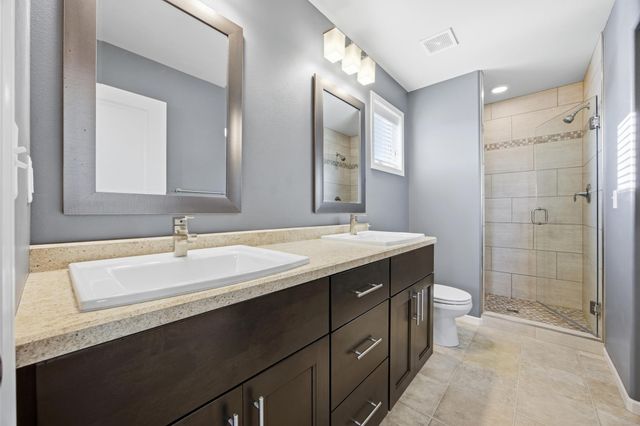 3767 Bell Boulevard E, West Fargo, ND 58078