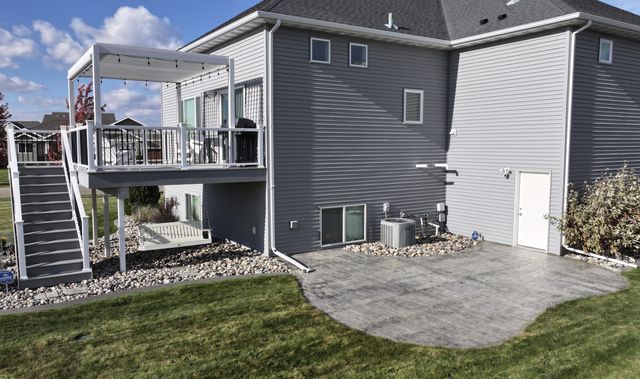 3767 Bell Boulevard E, West Fargo, ND 58078