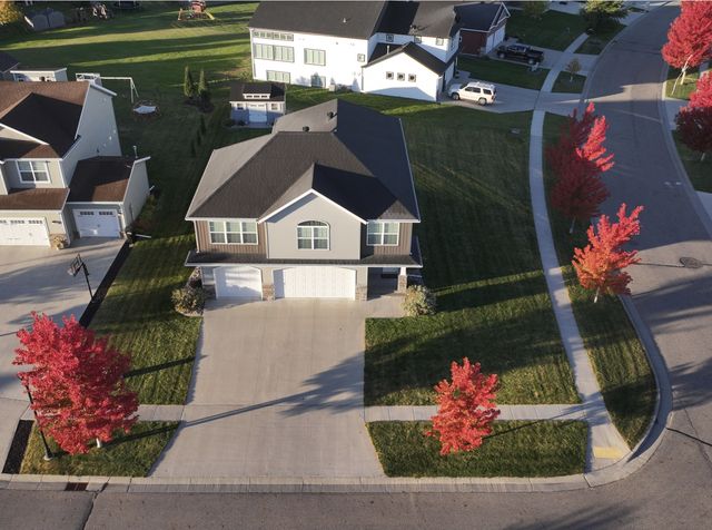 3767 Bell Boulevard E, West Fargo, ND 58078