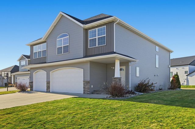 3767 Bell Boulevard E, West Fargo, ND 58078