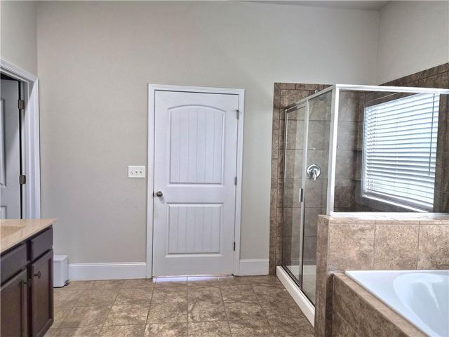 4138 Two Bridge Drive, Buford, GA 30518