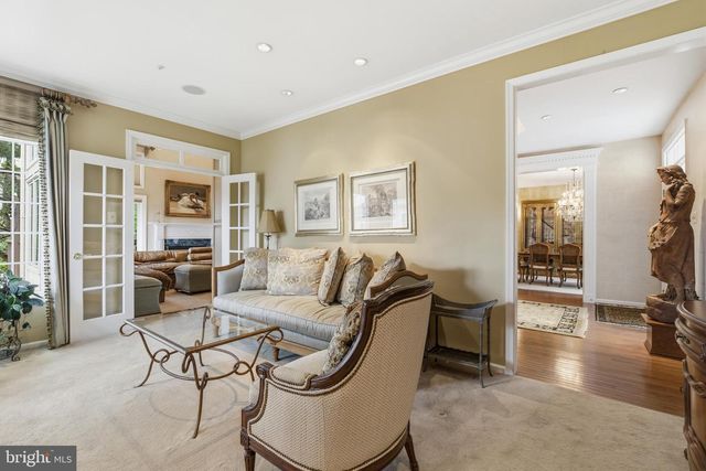 10 RIDERS RUN, Newtown Square, PA 19073