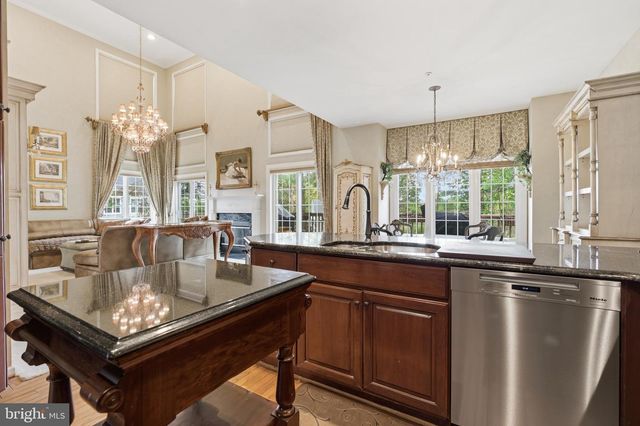 10 RIDERS RUN, Newtown Square, PA 19073