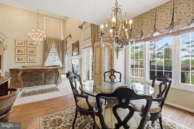 10 RIDERS RUN, Newtown Square, PA 19073
