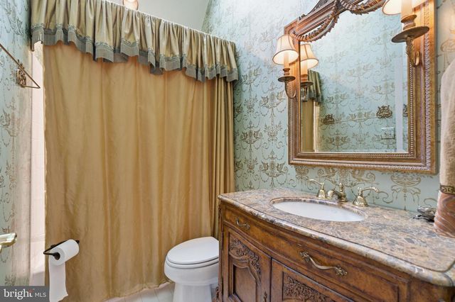 10 RIDERS RUN, Newtown Square, PA 19073