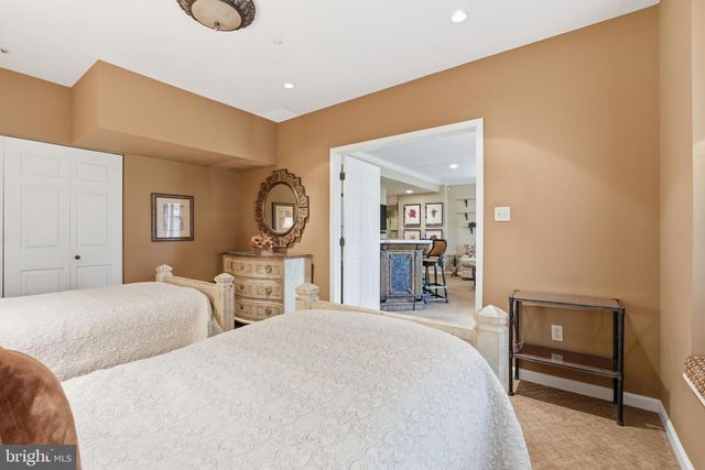 10 RIDERS RUN, Newtown Square, PA 19073