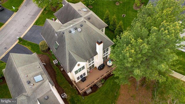 10 RIDERS RUN, Newtown Square, PA 19073