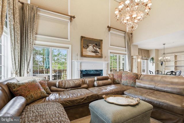 10 RIDERS RUN, Newtown Square, PA 19073