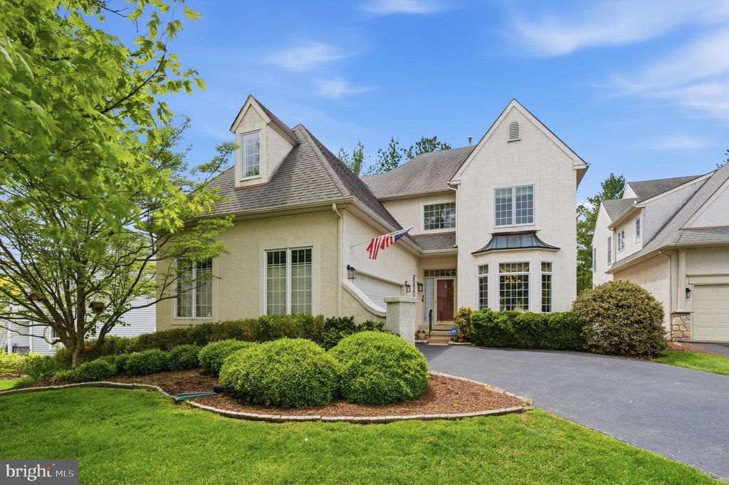 10 RIDERS RUN, Newtown Square, PA 19073
