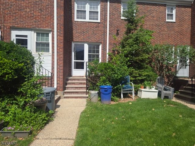 152 Boyden Ave 152B, Maplewood Twp., NJ 07040