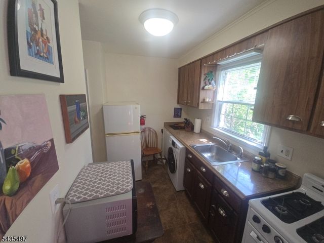 152 Boyden Ave 152B, Maplewood Twp., NJ 07040