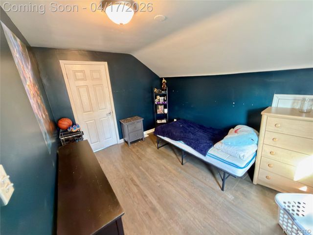 6778 Kolb Avenue, Allen Park, MI 48101