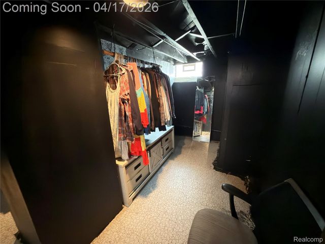 6778 Kolb Avenue, Allen Park, MI 48101