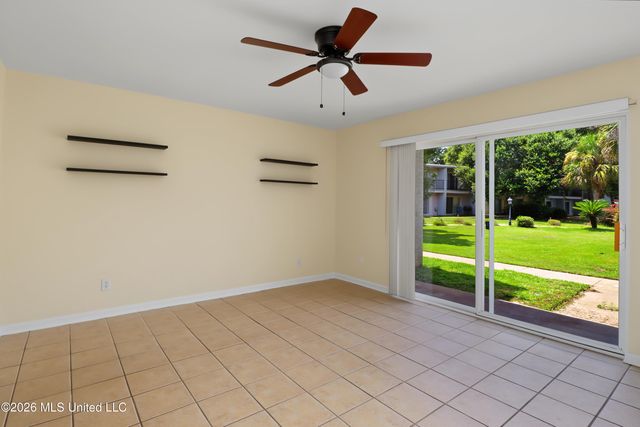 3230 Cumberland Road, 42, Ocean Springs, MS 39564