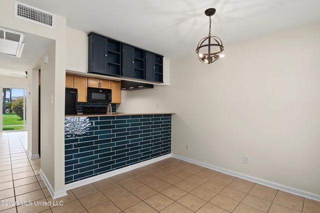 3230 Cumberland Road, 42, Ocean Springs, MS 39564
