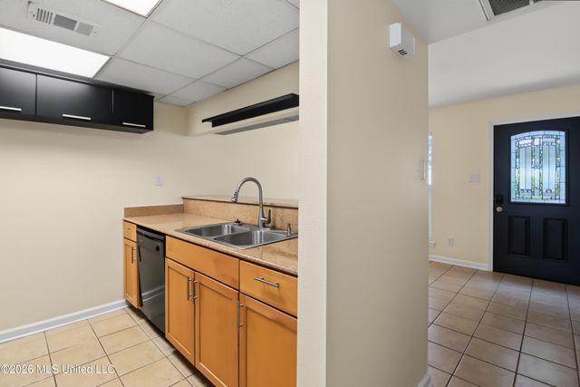 3230 Cumberland Road, 42, Ocean Springs, MS 39564