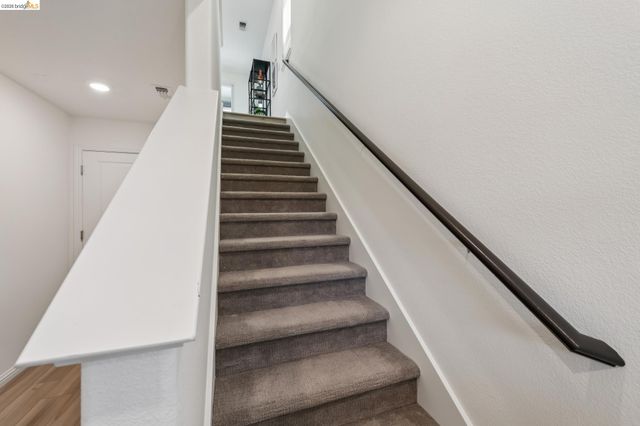 24157 Amaranth Loop, Hayward, CA 94541