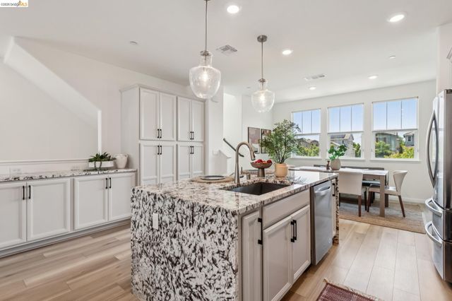 24157 Amaranth Loop, Hayward, CA 94541
