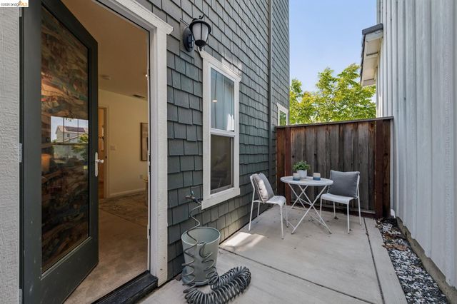24157 Amaranth Loop, Hayward, CA 94541