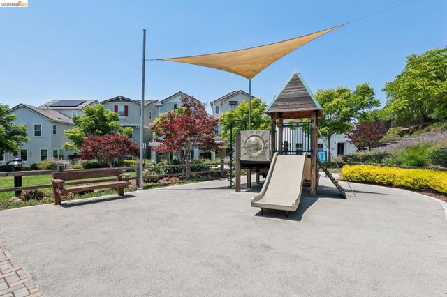 24157 Amaranth Loop, Hayward, CA 94541