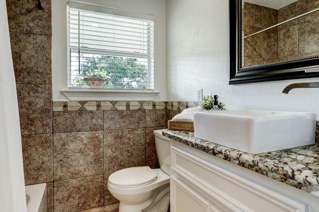 4405 Tonawanda Drive, Houston, TX 77035