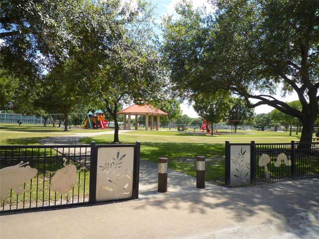 4405 Tonawanda Drive, Houston, TX 77035