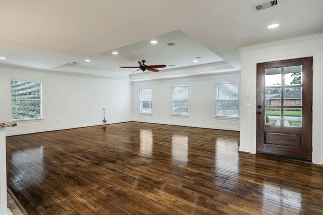 4405 Tonawanda Drive, Houston, TX 77035