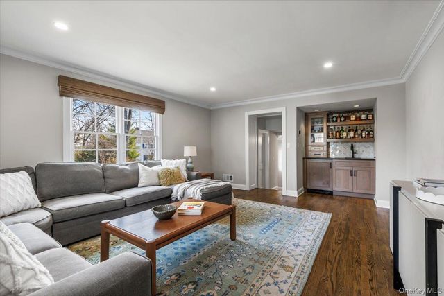 50 Bates Road, Harrison, NY 10528