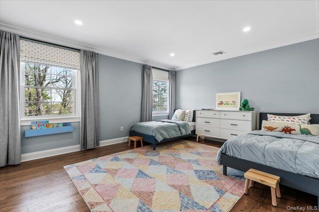 50 Bates Road, Harrison, NY 10528