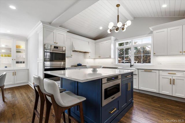 50 Bates Road, Harrison, NY 10528