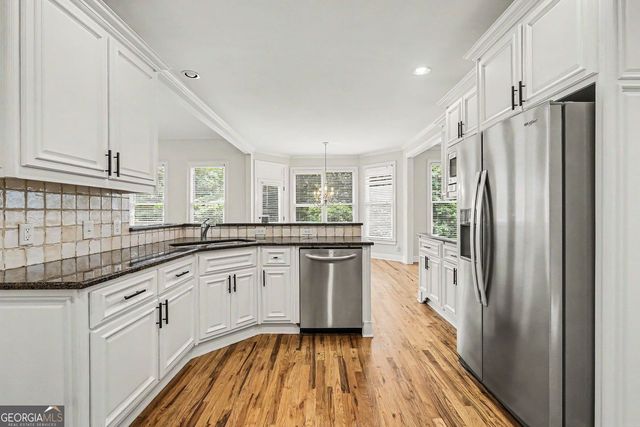 4621 Chartwell Chase Court, Flowery Branch, GA 30542